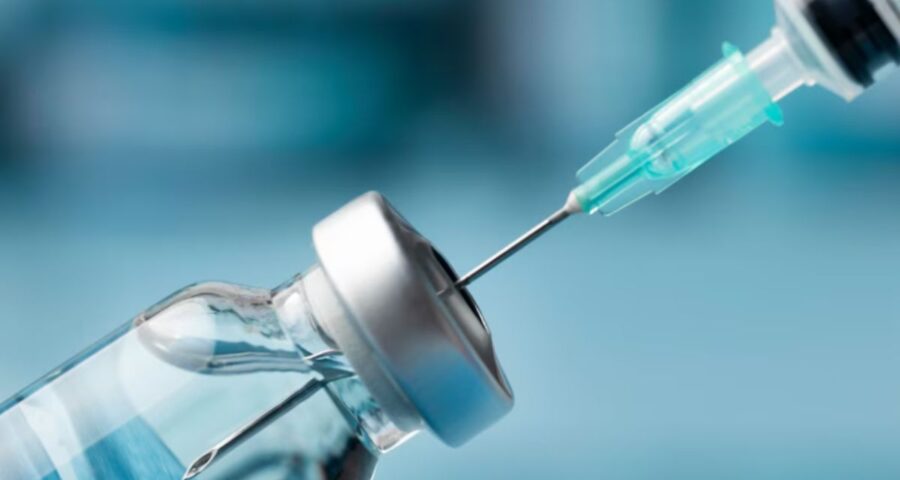 No Brasil, a vacina foi aplicada em 153 milhões de pessoas