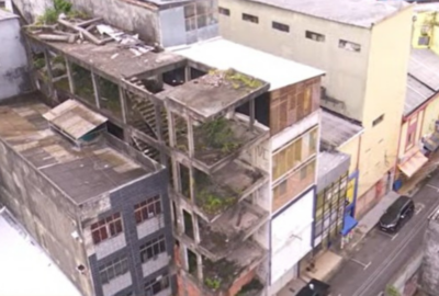 Prédio ameça desabar no Centro de Manaus - Foto: Reprodução/TV Norte