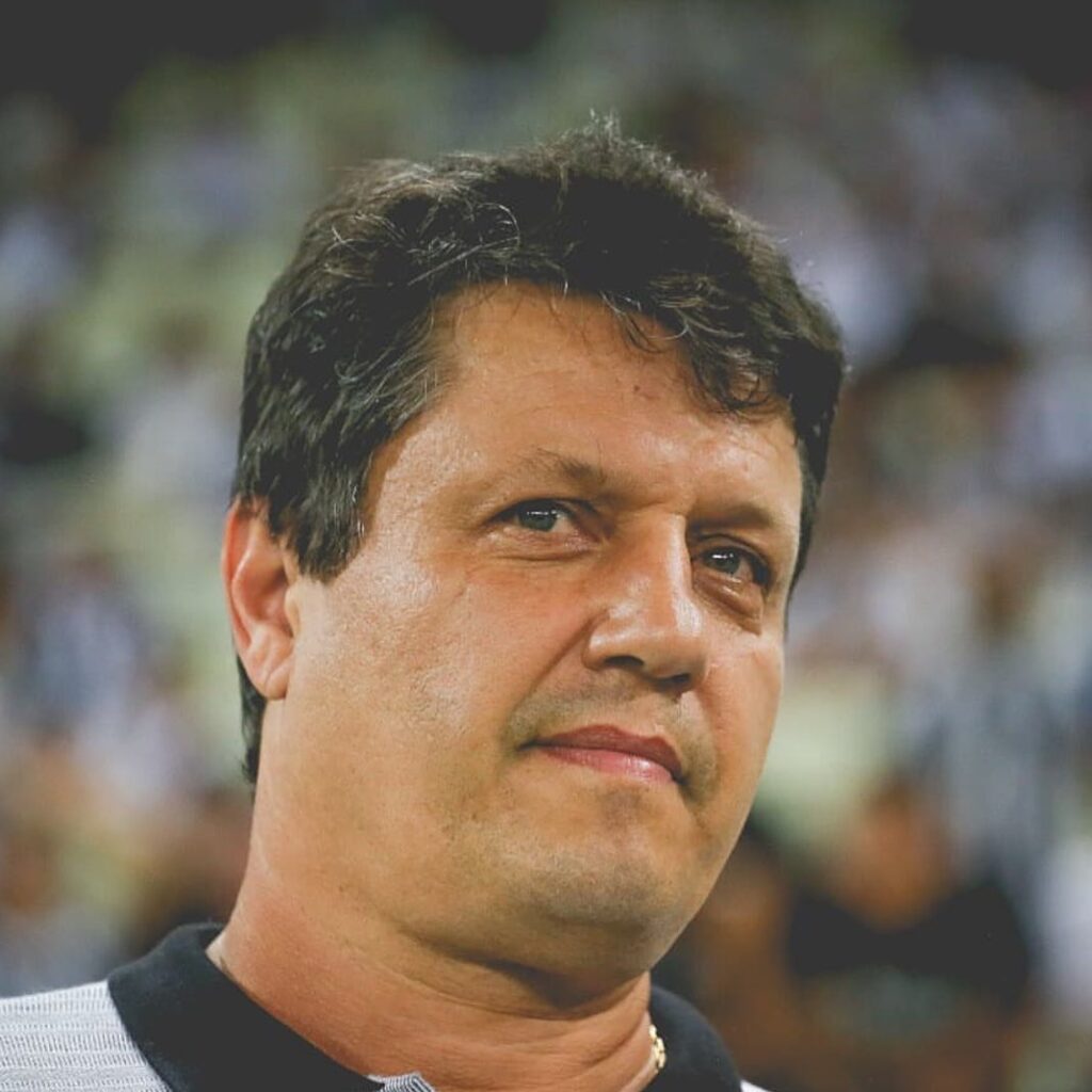 Adilson Batista é o novo treinador do Amazonas FC - Foto: Reprodução/Instagram @adilsonbatistaoficial