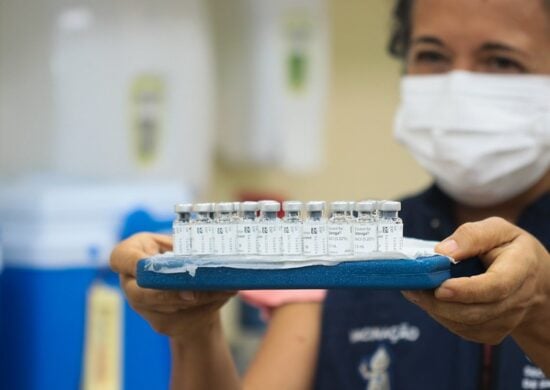 Vacina será aplica em crianças e adolescentes neste sábado (6) - Foto: Divulgação / Semcom