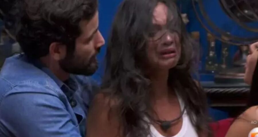 Alane chegou a se agredir durante surto no BBB 24. Imagem: Reprodução/TV Globo