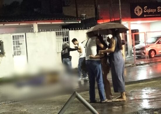 Homem é assassinado com tiro na cabeça após assalto em Manaus - Foto: Reprodução/TV Norte Reprodução