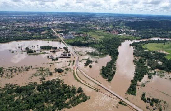 Cheia do Rio Jamari causa prejuízos aos moradores de Ariquemes, em Rondônia - Foto: Divulgação