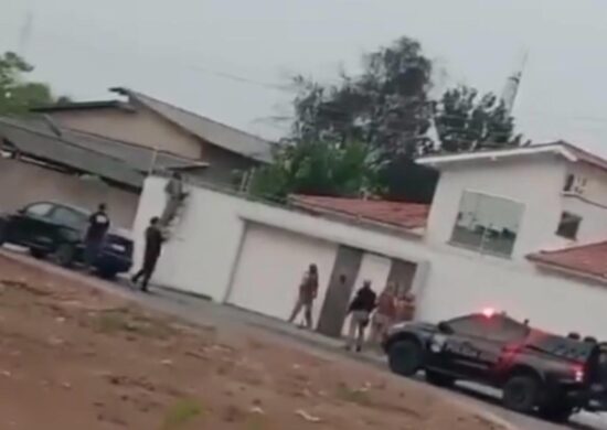 Casa de ex-prefeito de Alto Alegre-RR é alvo de operação da Policia Civil; veja vídeo