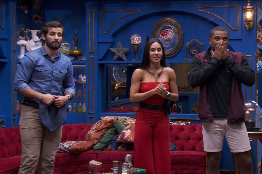 Matteus, Isabelle e Davi disputam a final do BBB 24. Imagem: Reprodução/TV Globo