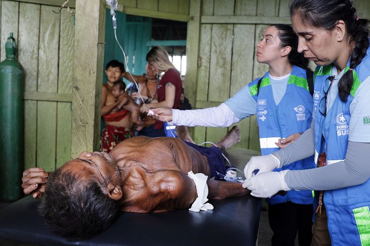 Yanomami de Roraima tem mercúrio, mostra pesquisa da fiocruz