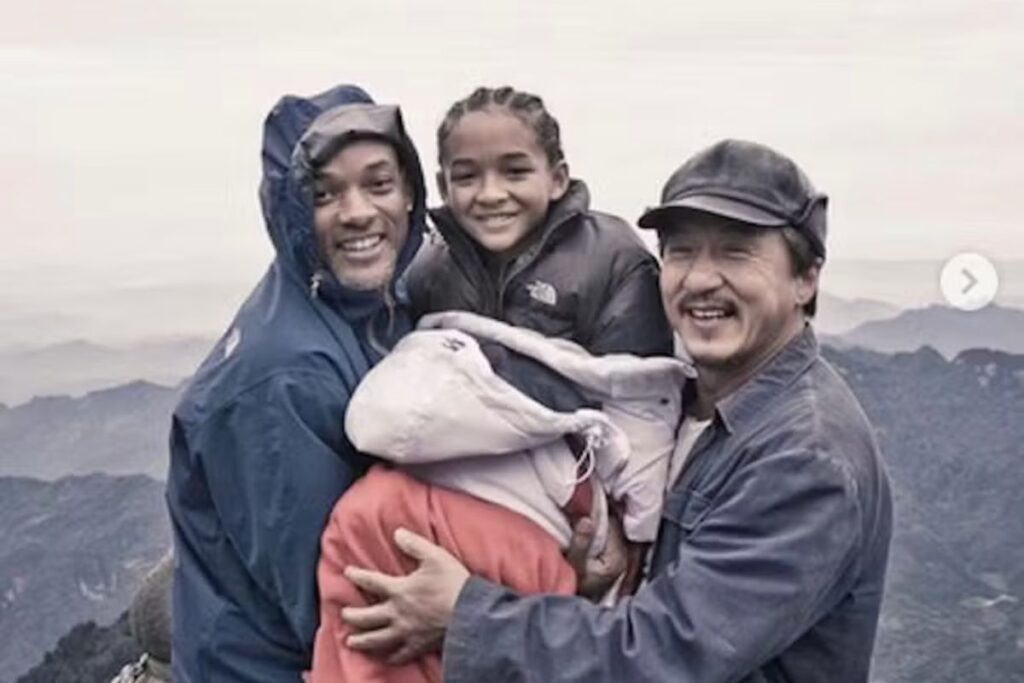 Will e Jaden Smith ao lado de Jackie Chan na China. Imagem: Reprodução/Instagram