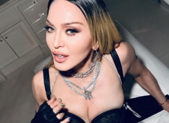 Madonna enfrenta processo nos EUA por cenas sensuais e atraso em show - Foto: Reprodução/Instagram @ madonna