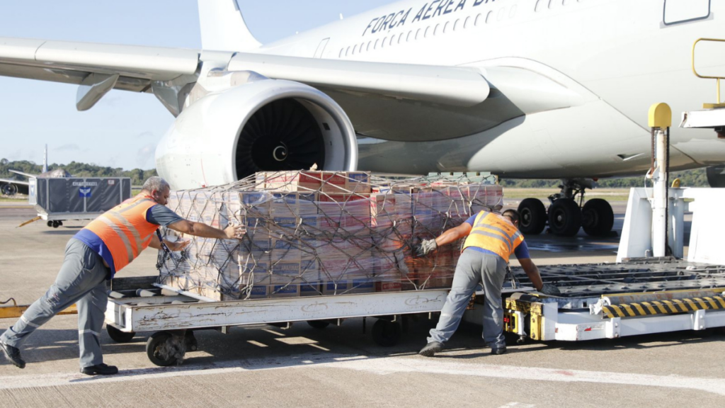 A ajuda humanitária foi encaminhada em um avião da Força Aérea Brasileira (FAB) - Foto: Divulgação/Secom