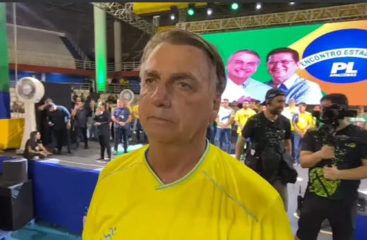 Bolsonaro voltou a ser internado no Hospital Santa Júlia, em Manaus