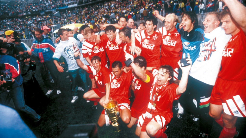 Leverkusen conquistou a Copa da Alemanha em 1993 - Foto: Reprodução/X @bayer04_en