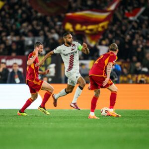 Leverkusen pode perder por até um gol de diferença para avançar à final da Europa League - Foto: Reprodução/X @bayer04_en