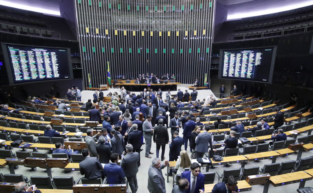 Saidinha a maioria dos parlamentares do Norte votou pela derrubada do veto. Foto: Zeca Ribeiro/Câmara dos Deputados