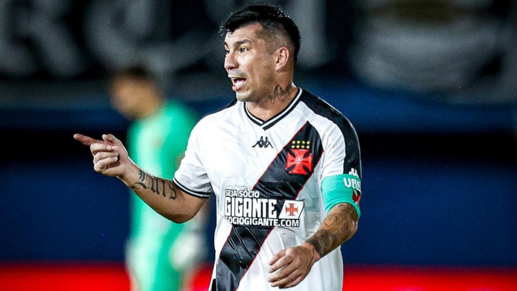 Medel deve sair do Vasco antes do fim de seu contrato - Foto: Reprodução/Instagram @gary_medel17