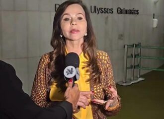 Senadora Professora Dorinha