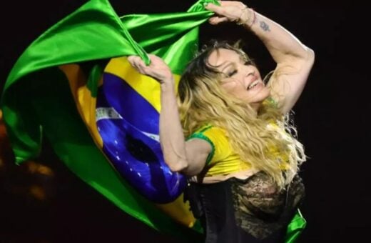 Madonna durante seu show no Rio de Janeiro. Imagem: Reprodução/Globoplay