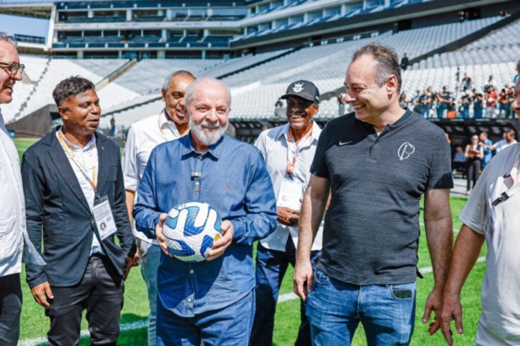 Ato aconteceu no Estádio do Corinthians em São Paulo (SP). Imagem: Ricardo Stuckert/PR