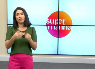 Apresentadora do Programa Super Manhã, Bárbara Mitoso