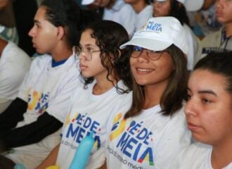 Os estudantes da rede pública começam a receber o Pé-de-Meia - Foto: Divulgação