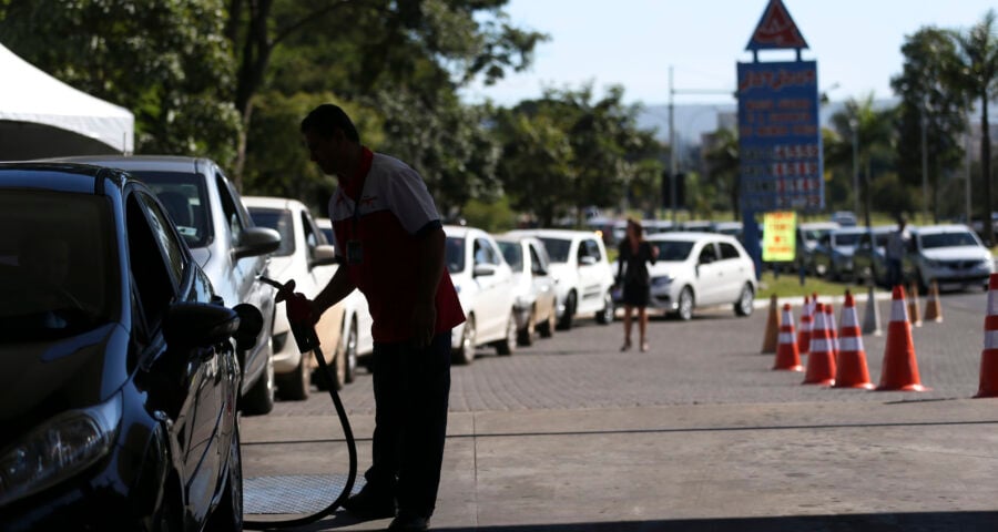 Dia Livre de Impostos tem descontos no DF.