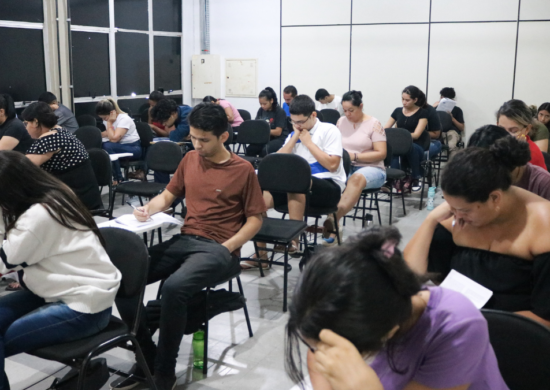 Escola em Manaus oferece concursos de bolsas