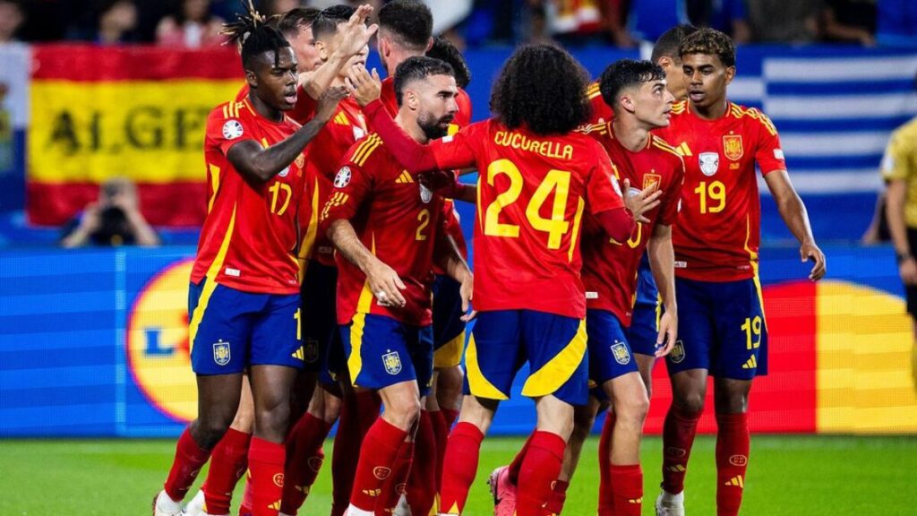 A Espanha derrotou a Itália e garantiu vaga nas oitavas de final da Eurocopa - Foto: Reprodução/Instagram @sefutbol