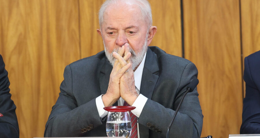 Lula prometeu evitar que o país seja governado por “trogloditas”.