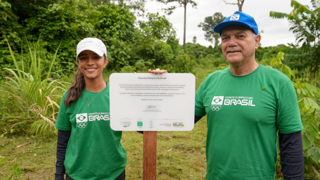 Rayssa Leal participou do lançamento do projeto Floresta Olímpica do Brasil - Foto: Marina Ziehe/COB