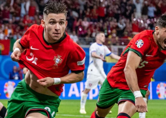 Portugal virou o jogo contra a Tchéquia nos minutos finais e estreou na Eurocopa com vitória - Foto: Reprodução/X @EURO2024