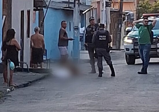 O corpo de um homem esquartejado foi encontrado, na manhã desta quarta-feira (19). Foto: Reprodução/TV Norte Amazonas.