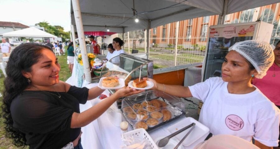 Festival de Parintins 2024 conta com uma praça gastronômica para visitantes - Foto: Tacio Melo/Amazonastur