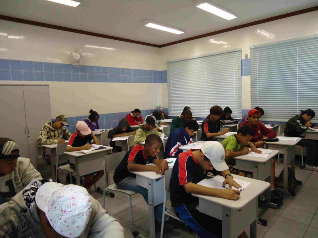 Lei da assistência estudantil é sancionada com vetos.