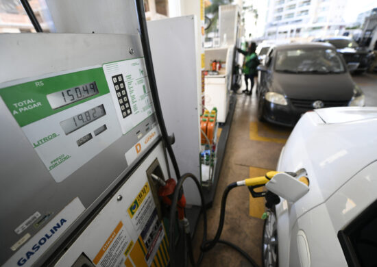 Gasolina e etanol vão aumentar de novo no DF.