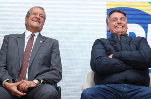 Presidente do PL diz que Bolsonaro cresceu após ações da PF.