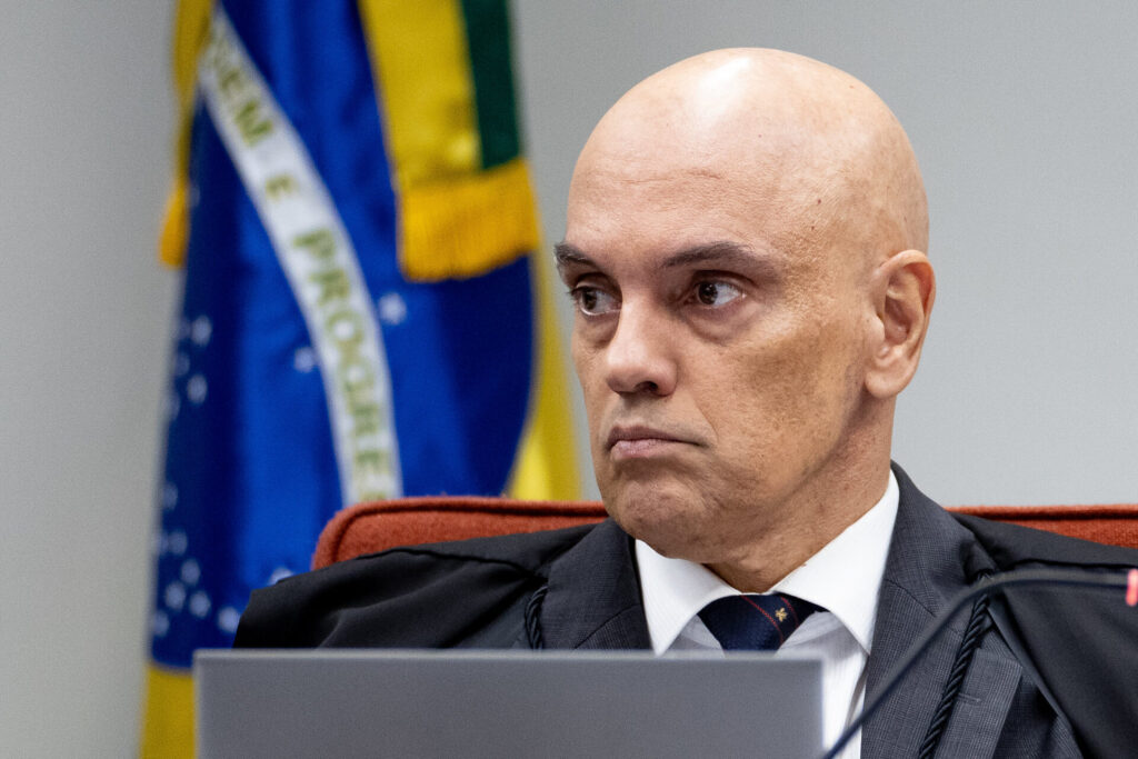 Moraes retira sigilo sobre gravação colhida em investigação da 'Abin paralela'
