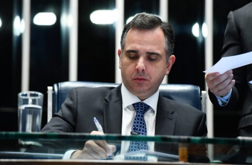 O presidente do Senado Federal, senador Rodrigo Pacheco (PSD-MG), trata com cautela votação da PEC da anistia.