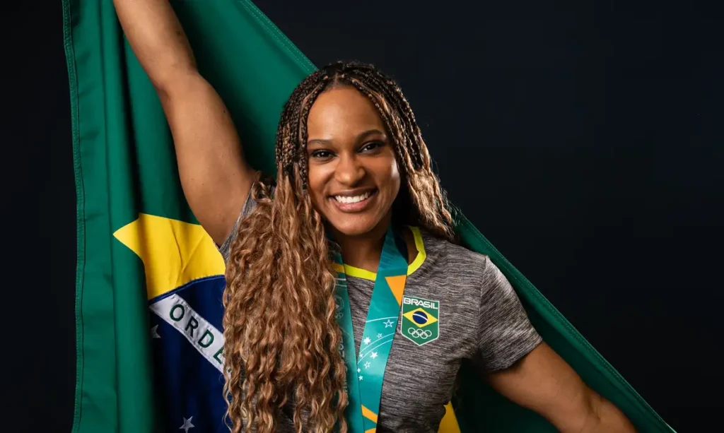 A delegação brasileira teve um grande desfalque na cerimônia Rebeca Andrade, estrela da ginástica artística, ficou de fora.