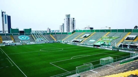 Arena Condá, em Chapecó, recebe Grêmio e Vasco pelo Brasileirão - Foto: Reprodução / Instagram @arenaconda