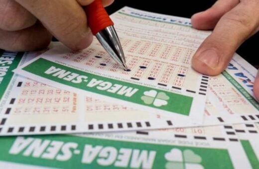 As apostas da Mega-Sena podem ser feitas até as 19h (horário de Brasília), nas casas lotéricas credenciadas pela Caixa, em todo o país ou pela internet