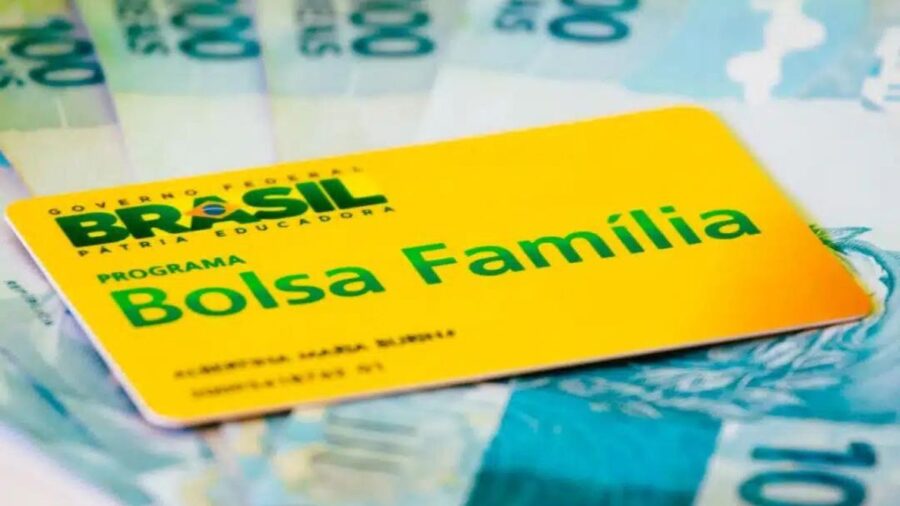 Beneficiários do Bolsa Família devem ficar atentos aos golpes.