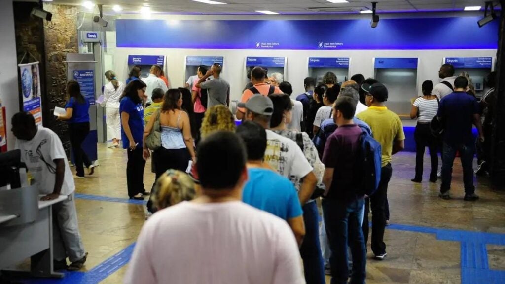 Caixa lança crédito digital de até R$ 10 mil para MEI