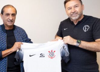 Corinthians anunciou Ramón Díaz -Foto: Rodrigo Coca