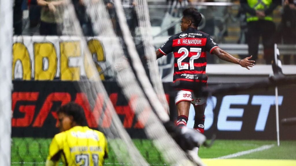 Flamengo venceu a quarta partida fora de casa - Foto: Gilvan de Souza / CRF