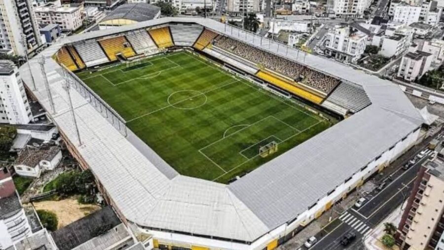 Estádio Heriberto Hulse, em Criciúma - Reprodução / Instagram