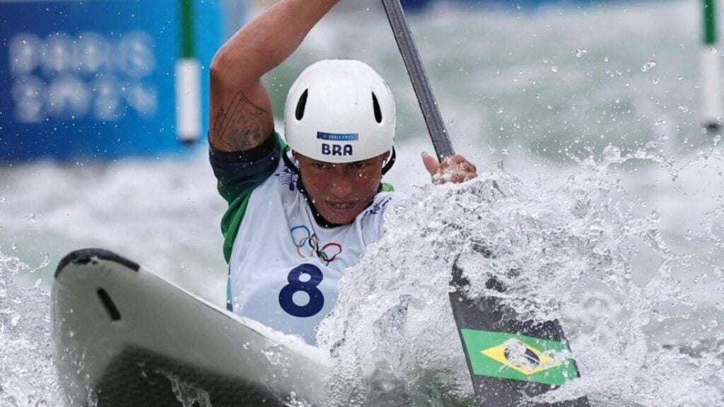 Ana Sátila encerrou sua participação na quinta posição da canoagem slalom em Paris - Foto: Reprodução/Instagram @anasatila_vargas