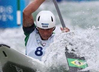 Ana Sátila encerrou sua participação na quinta posição da canoagem slalom em Paris - Foto: Reprodução/Instagram @anasatila_vargas