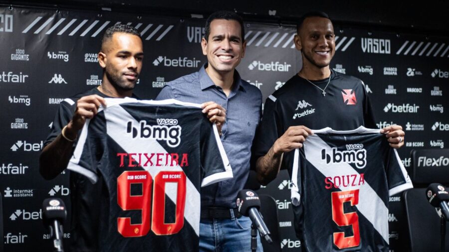 Alex Teixeira e Souza foram apresentados pelo Vasco - Foto: Leandro Amorim / CRVG