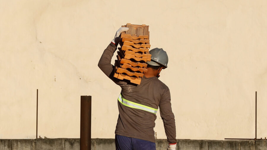 Senado avança nas pautas que podem reduzir jornada de trabalho.