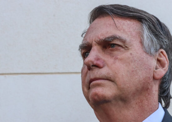 PGR tem prazo de 15 dias para decidir se denuncia Bolsonaro