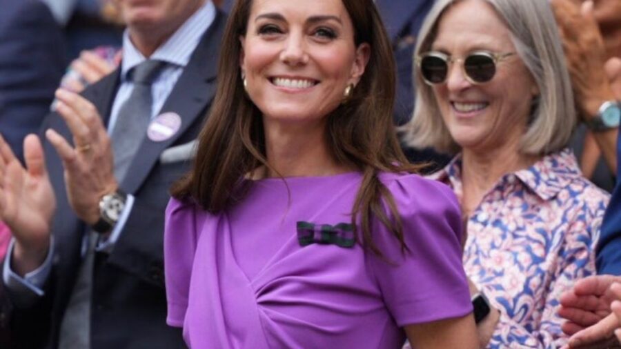 Kate Middleton usou vestido roxo no torneio de Wimbledon. Imagem: Reprodução/Instagram/Wimbledon